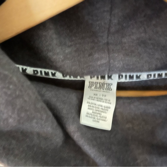 Pink sweatshirt with extended neck - Picture 2 of 5